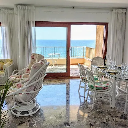 First Line, Oceanfront In St Antoni De Apartament Calonge (Catalonia)